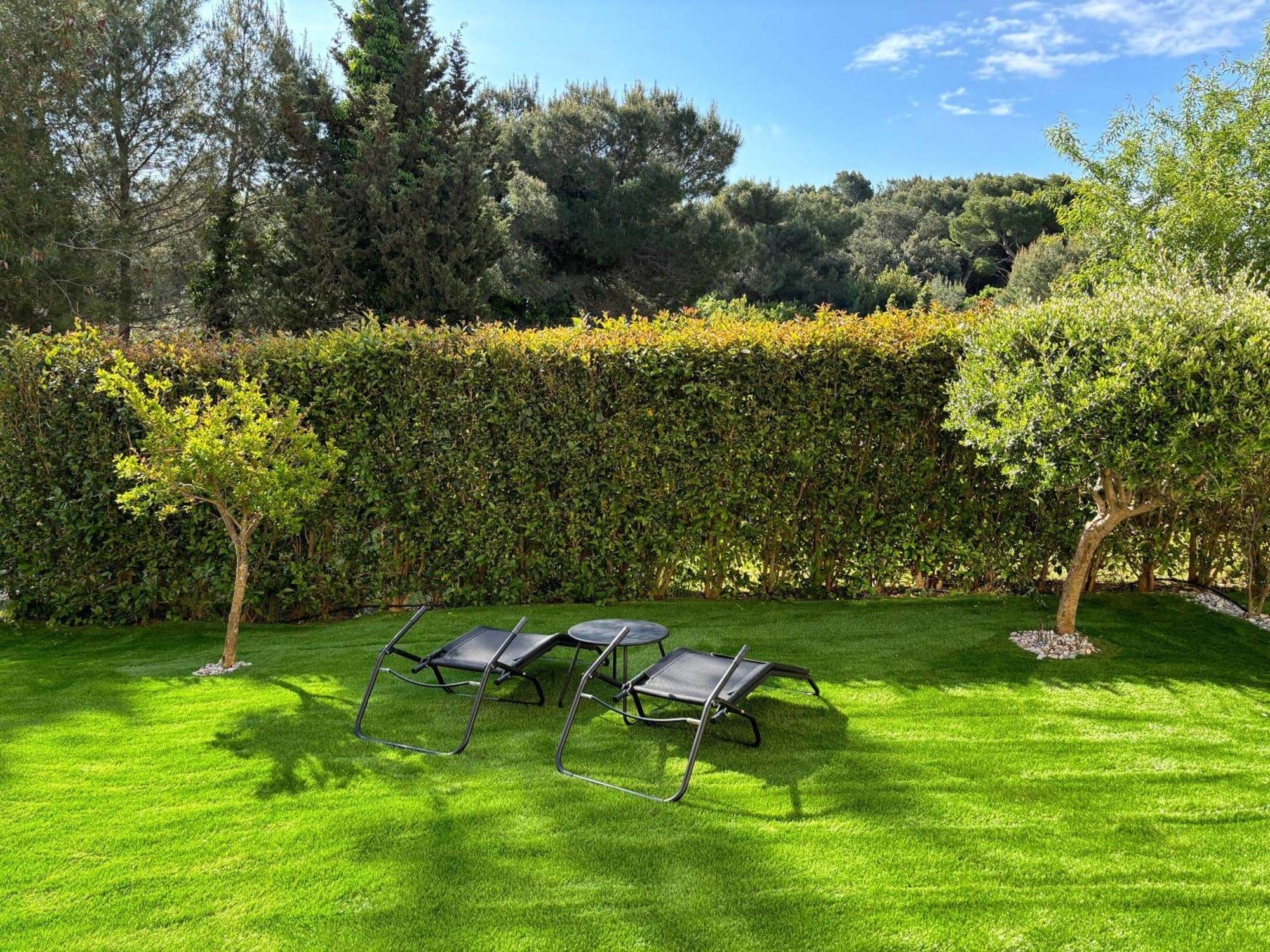 Apartment Punta Premantura E With Garden Eksteriør billede